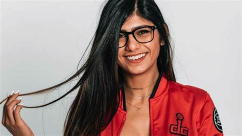 Mia Khalifa Blowjob Free Videos 